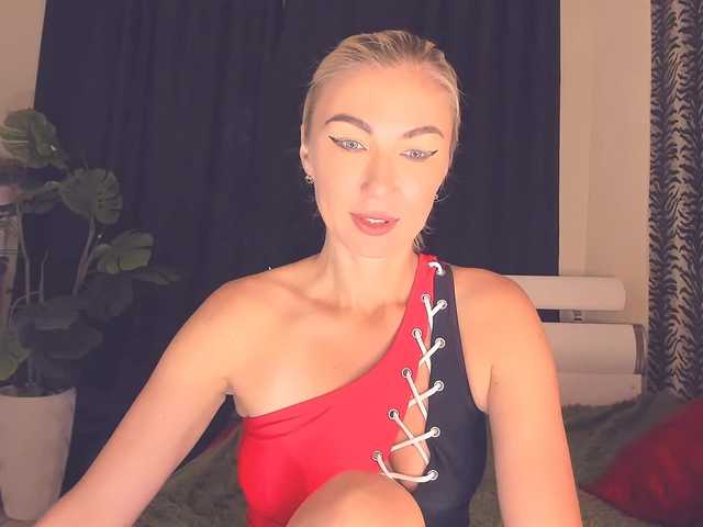 Witchcraft live webcam show