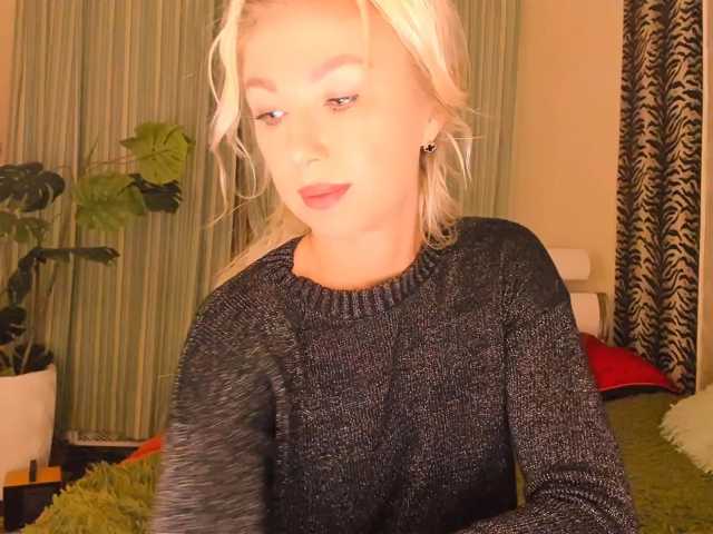 Ukraine777 live cam on BongaCams