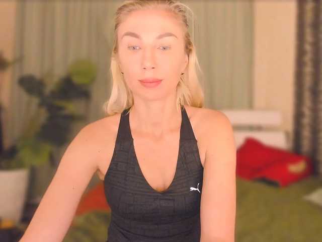 Ukraine777 live cam on BongaCams