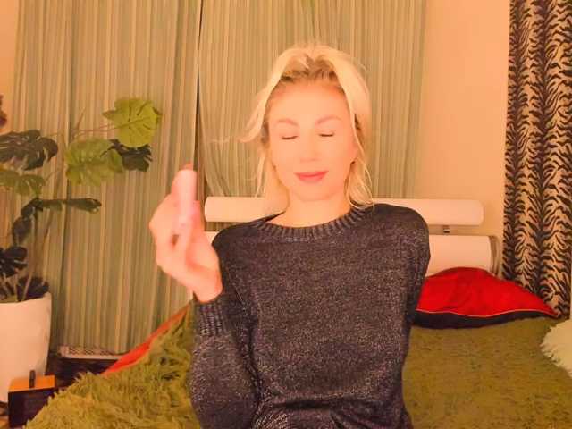 Ukraine777 live cam on BongaCams