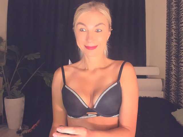 Ukraine777 live cam on BongaCams