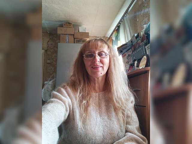 Sonya48 live cam on BongaCams