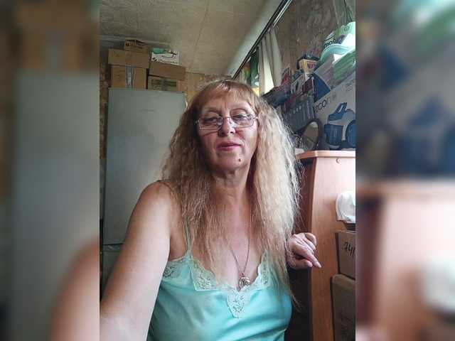 Sonya48 live cam on BongaCams