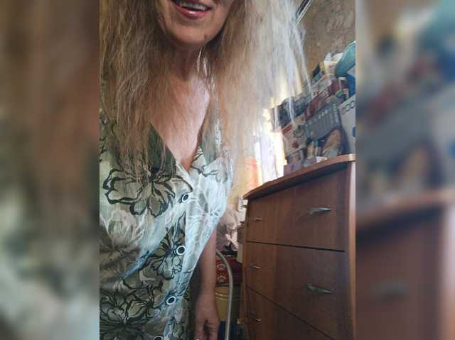 Sonya48 live cam on BongaCams