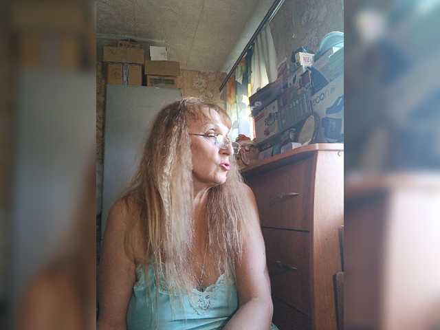 Sonya48 live cam on BongaCams