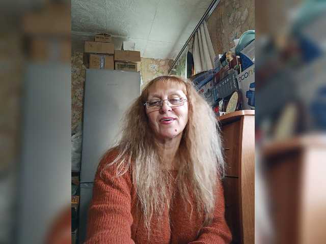 Sonya48 — live female cam