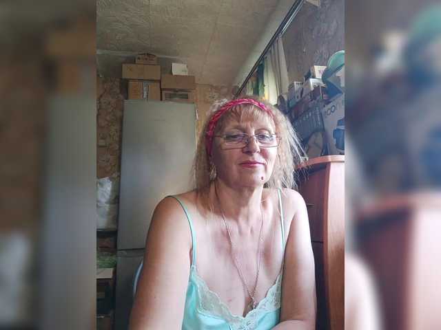 Sonya48 live cam on BongaCams
