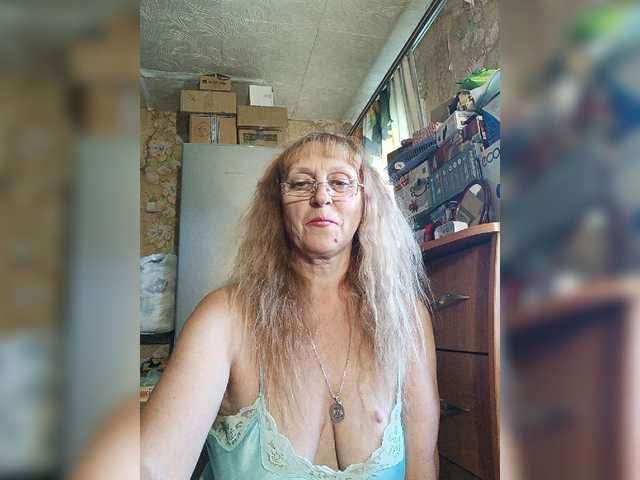 Sonya48 live cam on BongaCams