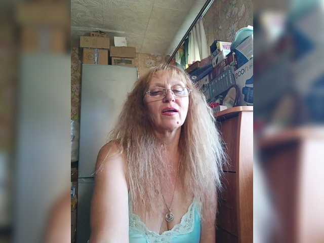 Sonya48 live cam on BongaCams
