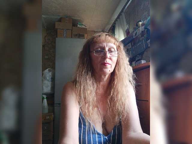 Sonya48 live cam on BongaCams