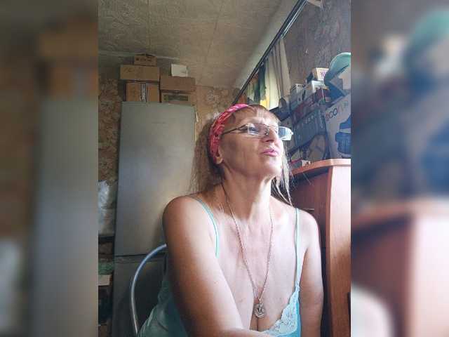 Sonya48 live cam on BongaCams