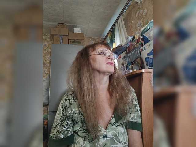 le modèle Sonya48 est en webcam porno dans un show sur le site bongacams, il possède les tags suivants: White/Caucasian,Blonde,Trimmed