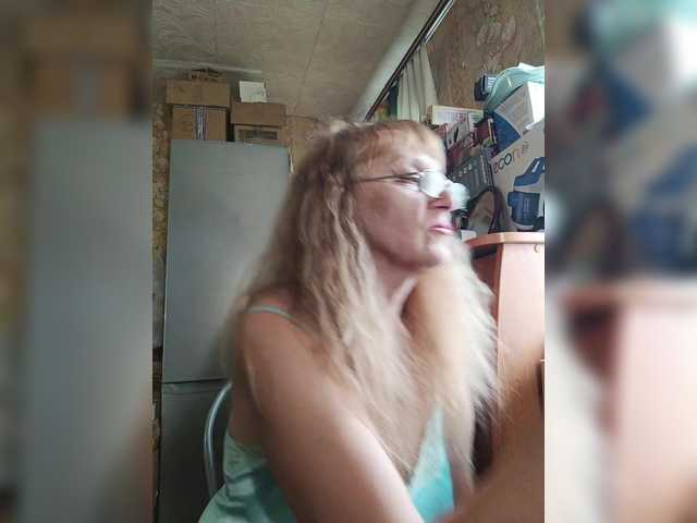 Sonya48 live cam on BongaCams