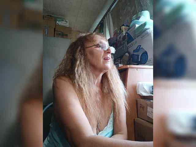 Sonya48 webcam