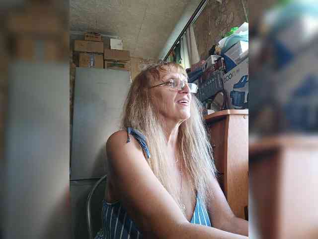 Sonya48 webcam