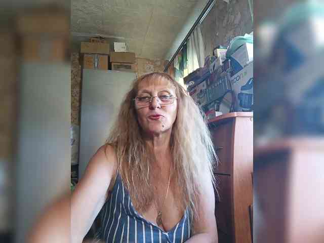 Sonya48 webcam