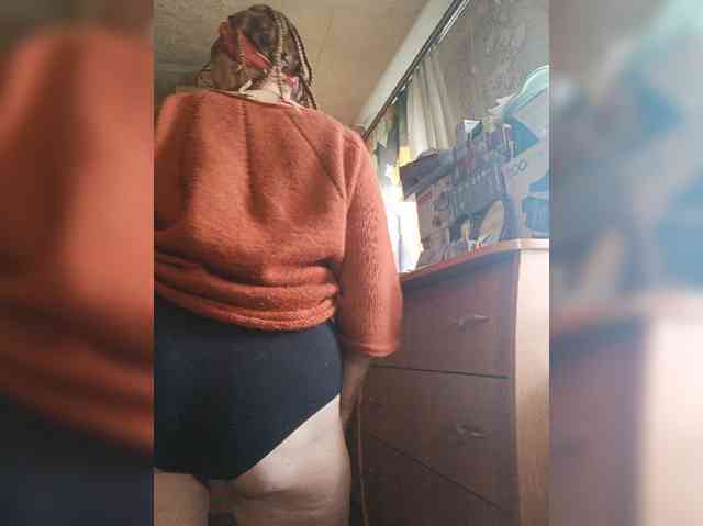 Sonya48 webcam