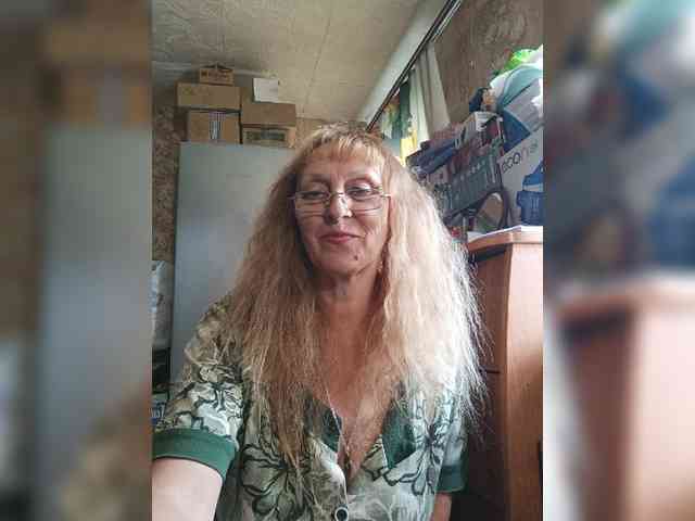 Sonya48 webcam