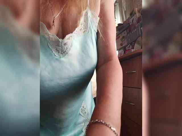 Sonya48 webcam