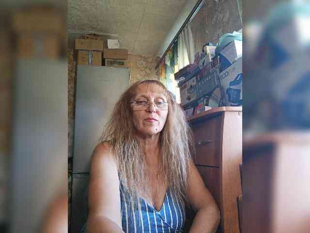 Sonya48 webcam