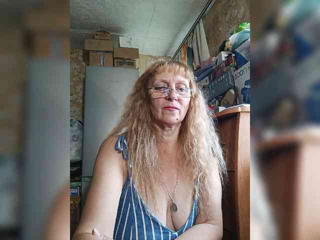 Sonya48 webcam
