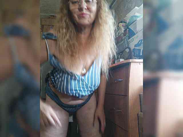Sonya48 webcam