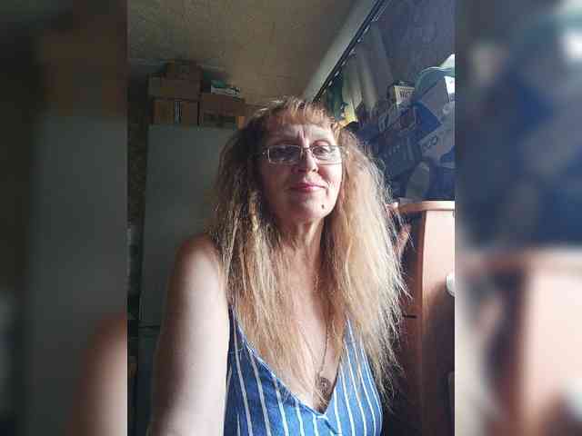 Sonya48 webcam