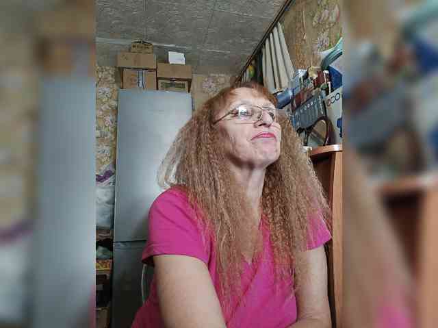 Sonya48 webcam