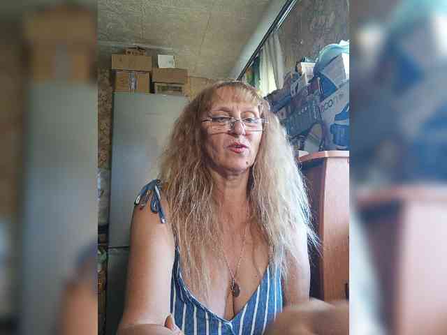 Sonya48 webcam