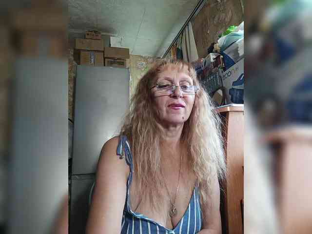 Sonya48 webcam