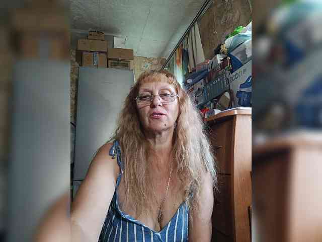 Sonya48 webcam