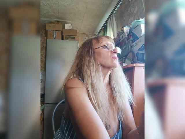 Sonya48 webcam