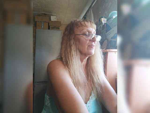 Sonya48 webcam