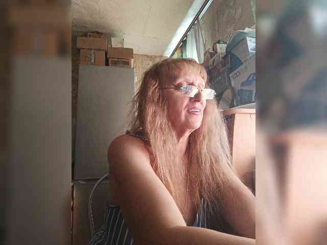 Sonya48 webcam