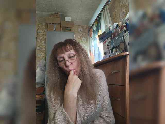 Sonya48 webcam