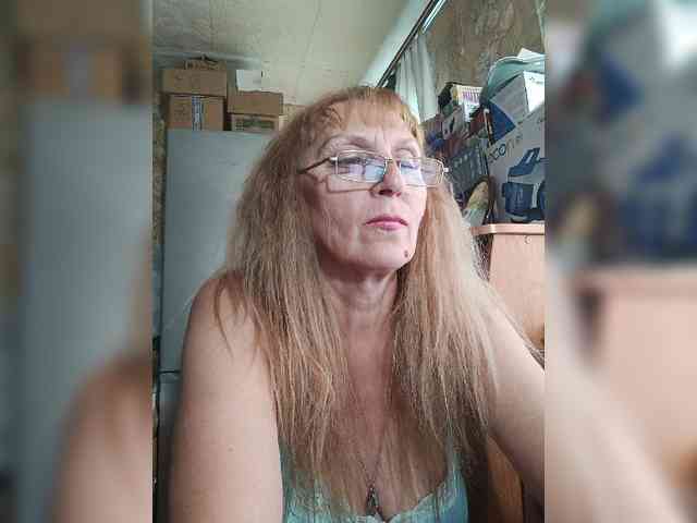 Sonya48 webcam