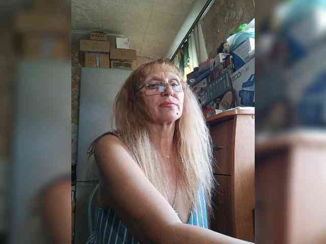 Sonya48 webcam