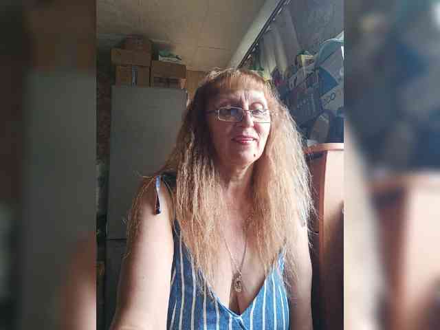 Sonya48 webcam