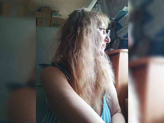 Sonya48 webcam