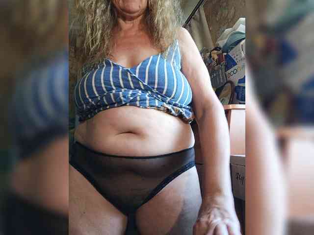 Sonya48 webcam