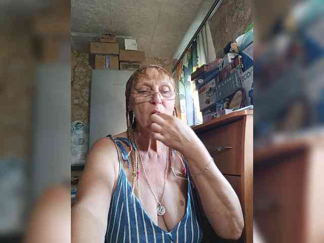 Sonya48 webcam