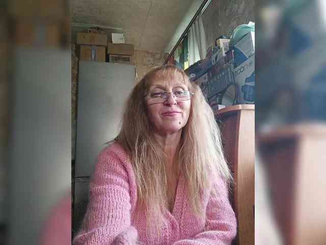 Sonya48 webcam