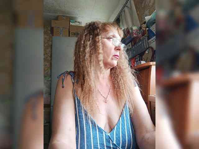 Sonya48 webcam