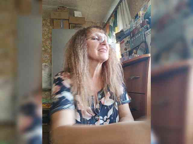 Sonya48 webcam