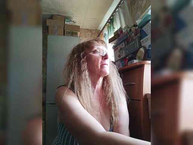 Sonya48 webcam
