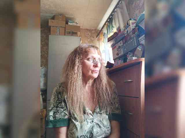 Sonya48 webcam