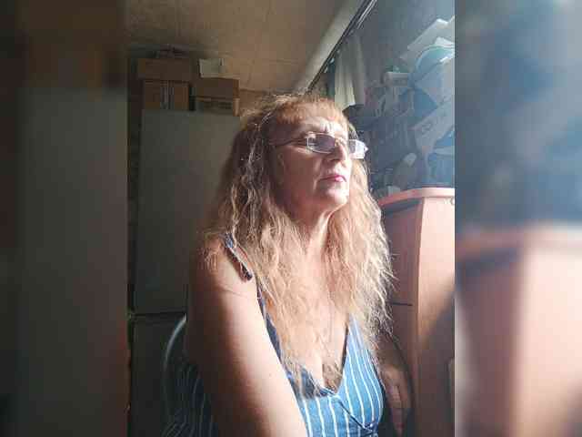Sonya48 webcam