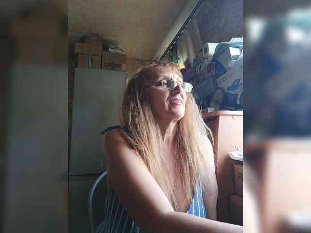 Sonya48 webcam