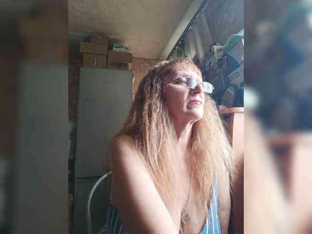 Sonya48 webcam