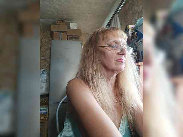 Sonya48 webcam